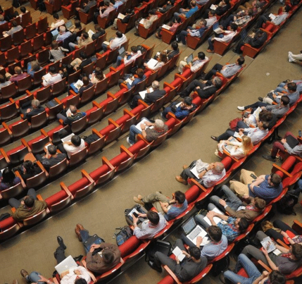 What Makes the Cyprus Digital Marketing Summit a Modern Online Marketing Conference